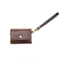 Load image into Gallery viewer, Leather Wristlet Wallet