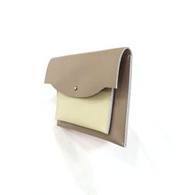 Load image into Gallery viewer, Two Toned Clutch